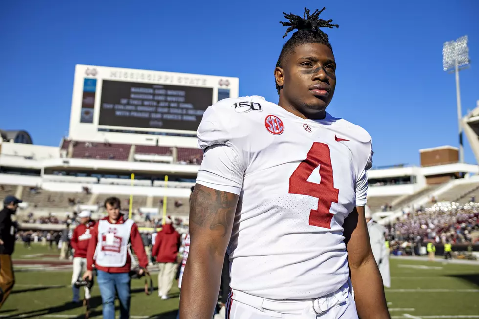 Senior Alabama Linebacker May Be Lost For Season After Foot Injury