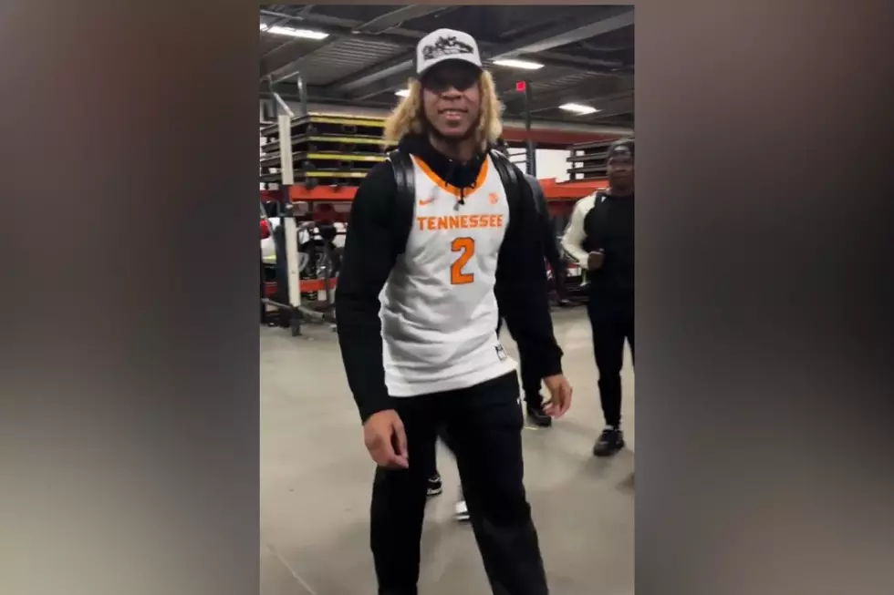 JD Davison Wears Tennessee Jersey to Celtics Season Opener