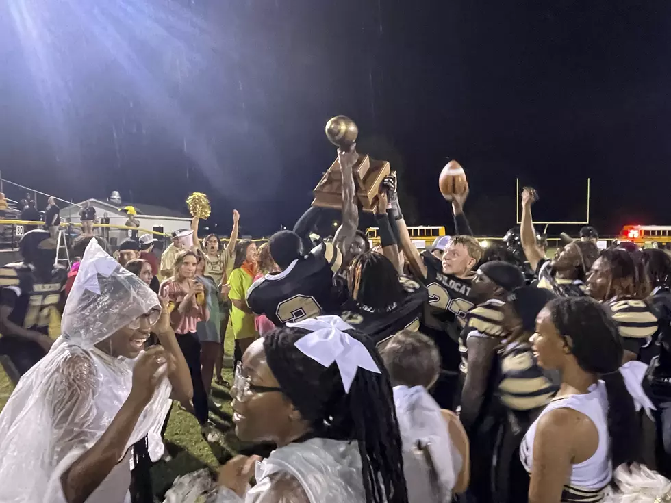 Wildcats Thrash Raiders in 44-0 Blowout